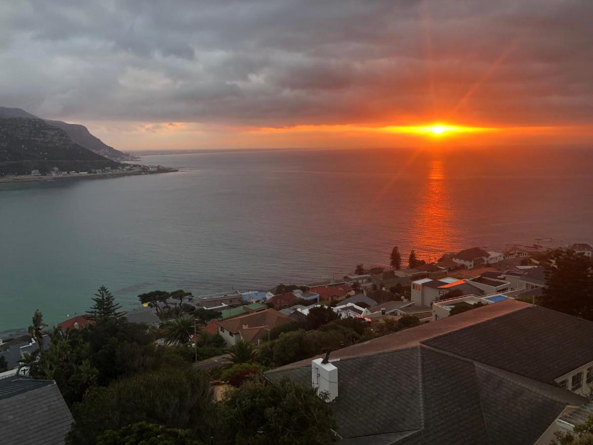 1 Mountain Rd Boutique B & B Fish Hoek Exterior foto