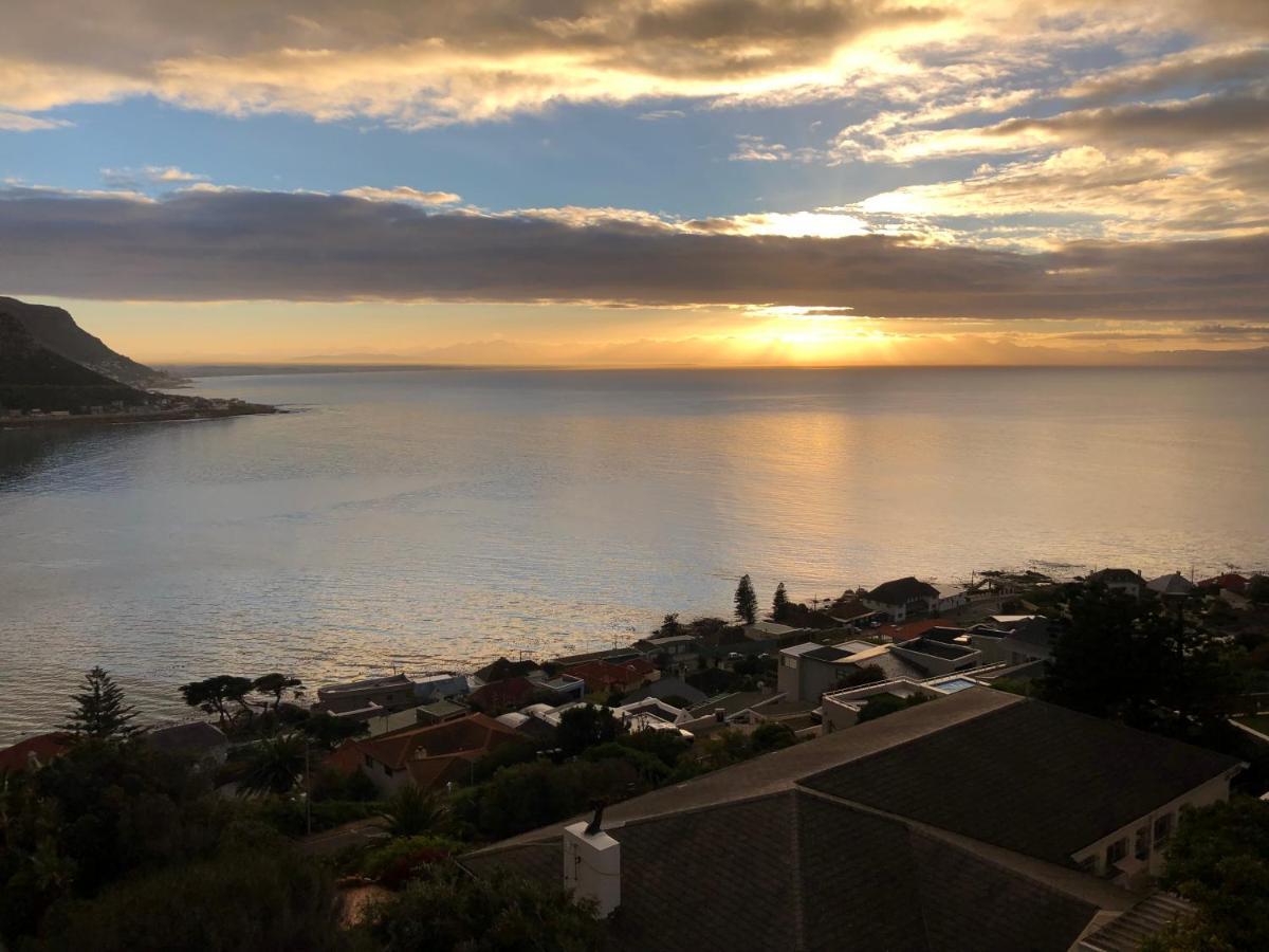 1 Mountain Rd Boutique B & B Fish Hoek Exterior foto